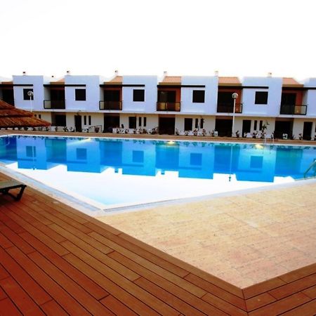 אלבופיירה Ocean View Residences מראה חיצוני תמונה